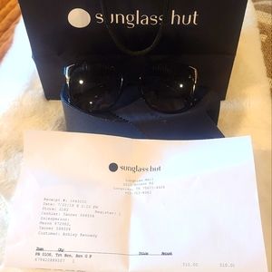 Prada Sunglasses ( Like New )